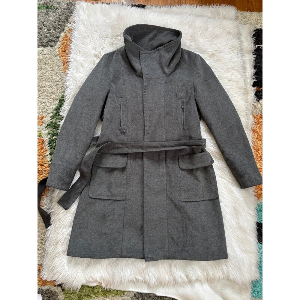 Samuel Dong coat